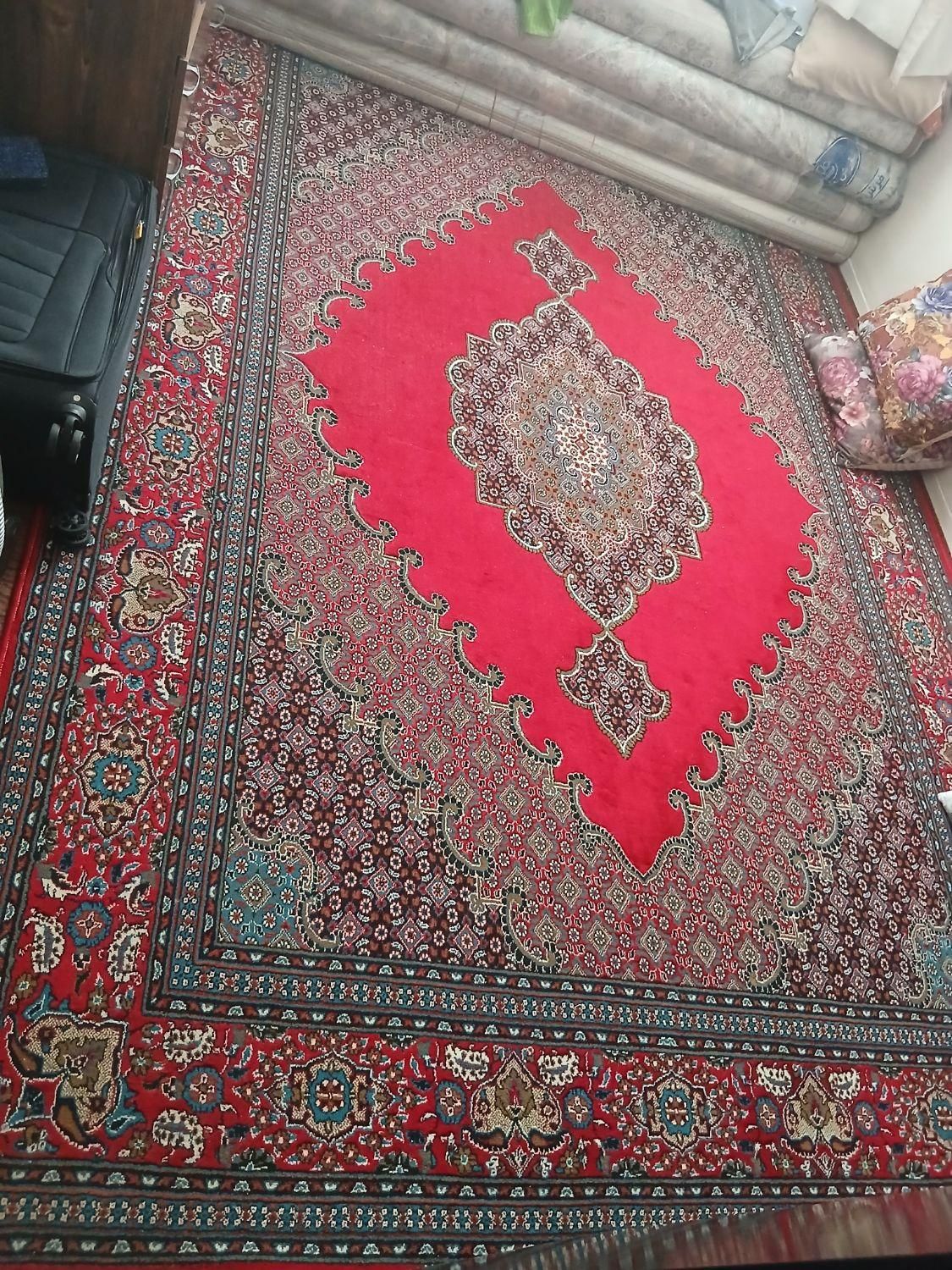 فرش ۹متری سالم و گبه ۶متری نو|فرش|فولادشهر, B7|دیوار