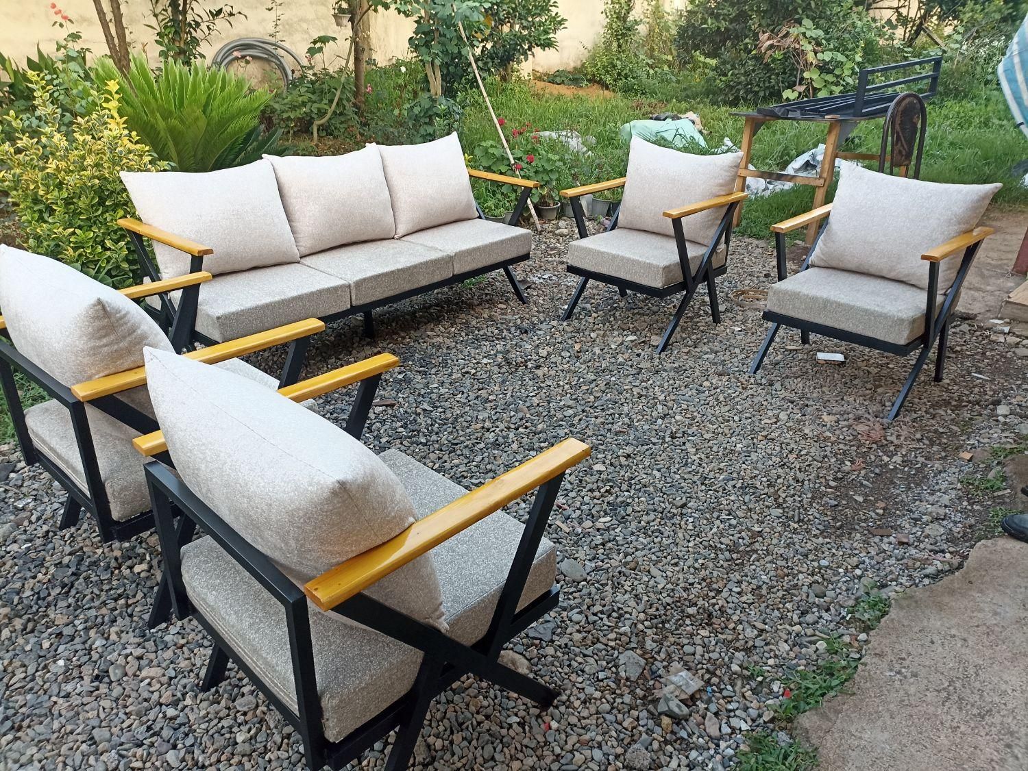 تولید مبل چوبی و فلزی نفره|مبلمان خانگی و میز عسلی|رشت, انصاری|دیوار