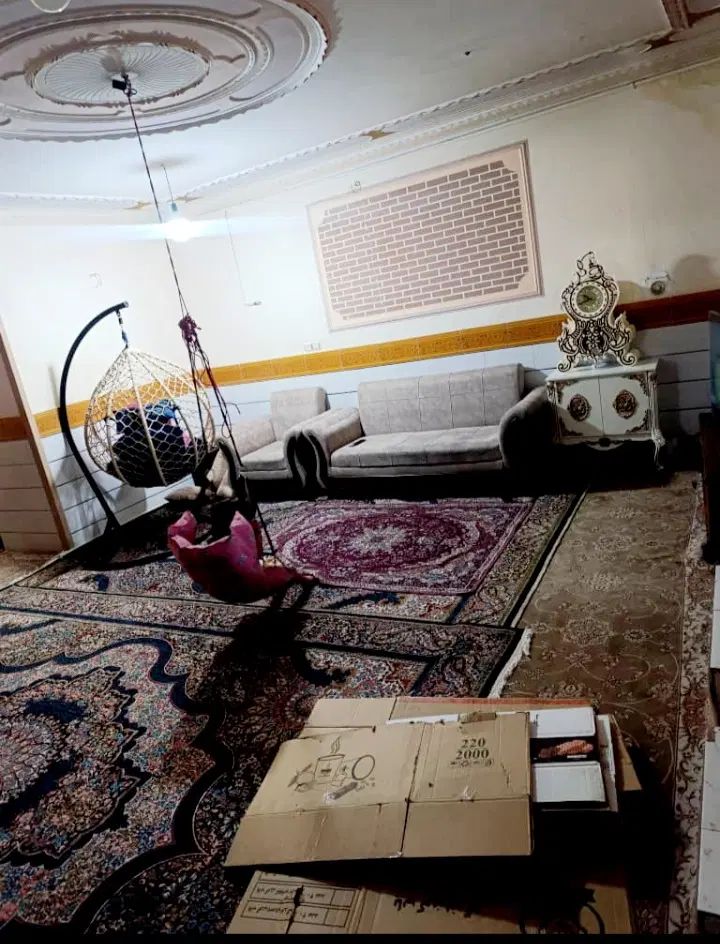 طبقه بالا/ آخر بلوار  قاآنی خ گلخانه / املاک حافظ|اجارهٔ آپارتمان|سیرجان, |دیوار