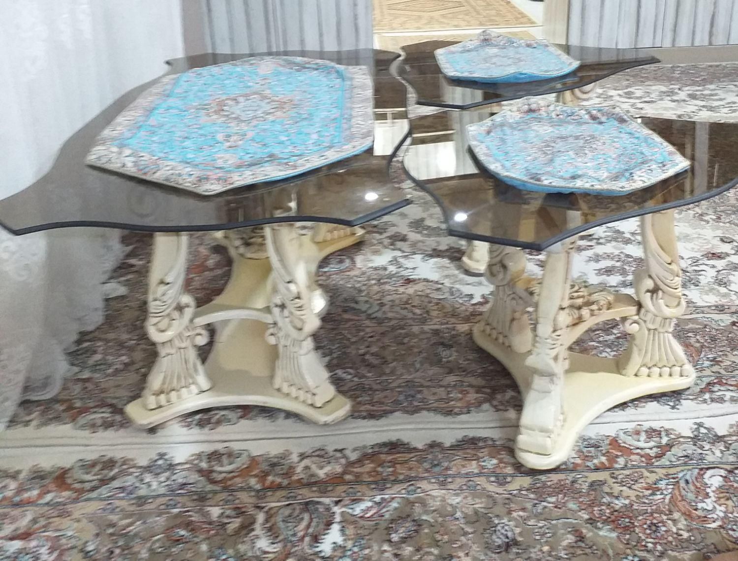 عسلی و جلو مبلی سالم و یک بوفه|مبلمان خانگی و میز عسلی|فردیس, |دیوار
