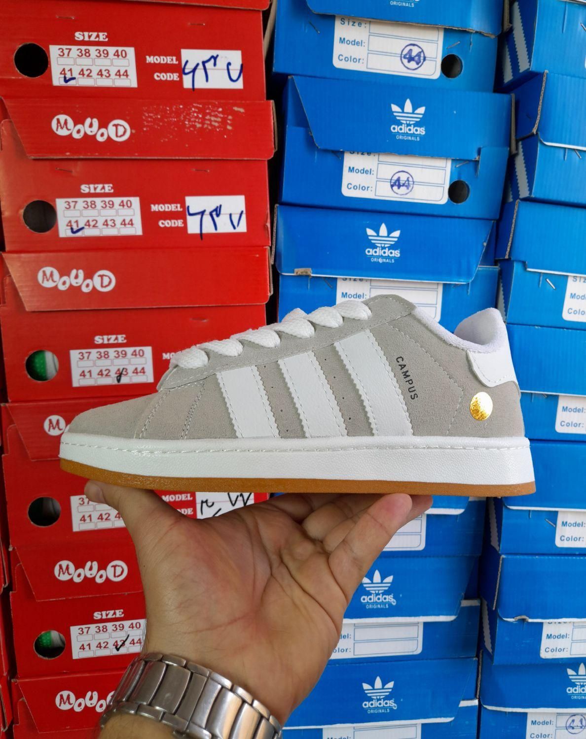 کفش کتانی Adidas Campus کرم|کیف، کفش، کمربند|تهران, شریف|دیوار