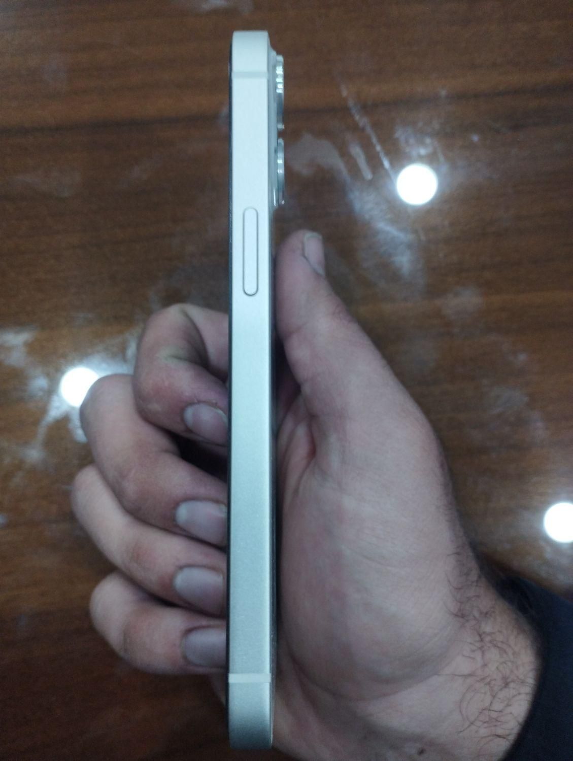 اپل iPhone 13 با حافظهٔ ۱۲۸ گیگابایت|موبایل|ملایر, |دیوار