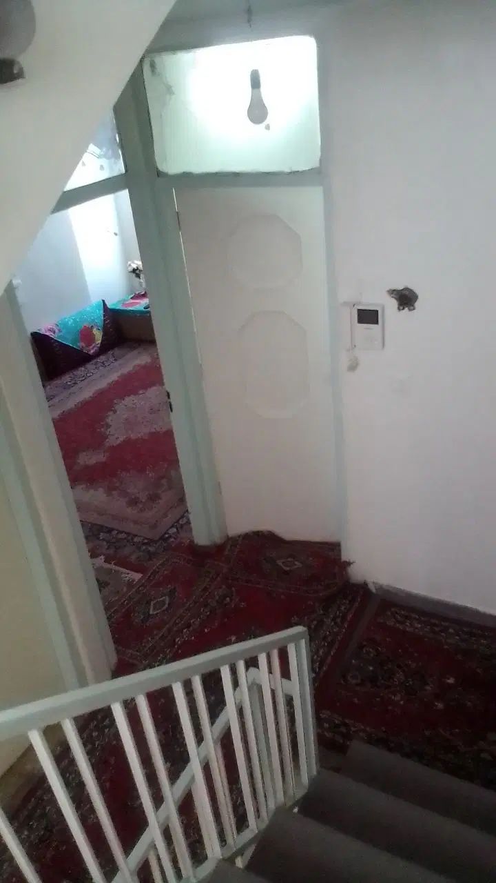 خانه دربستی دو و نیم طبقه ۹۵۰ تومن|اجارهٔ خانه و ویلا|تهران, شکیبا|دیوار