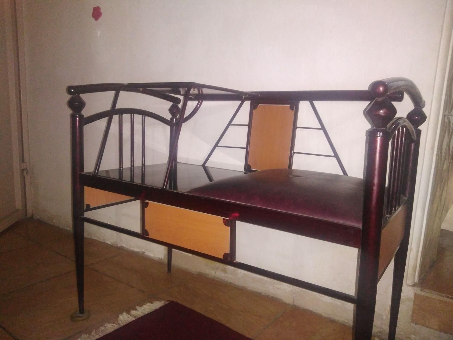 میز تلفن|میز تلفن|کرمان, |دیوار