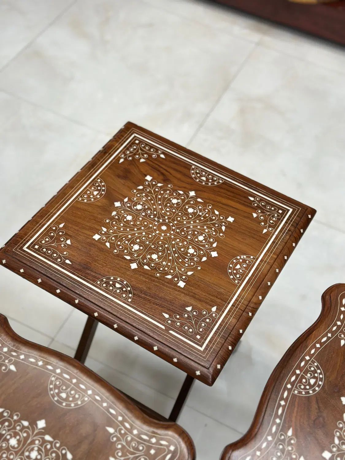 جلومبلی|مبلمان خانگی و میز عسلی|مشهد, ده دی|دیوار