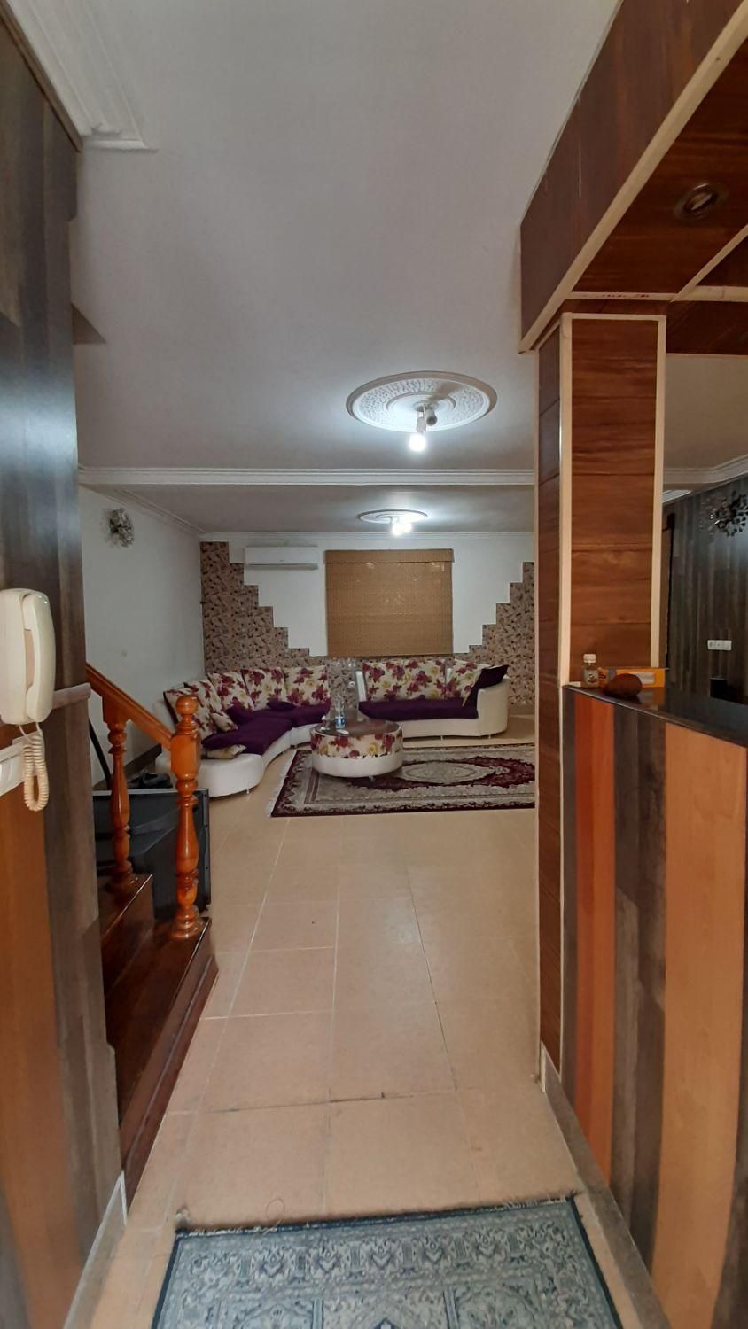 فروش خانه محوطه ۱۰۰۰ متری|فروش خانه و ویلا|فومن, |دیوار