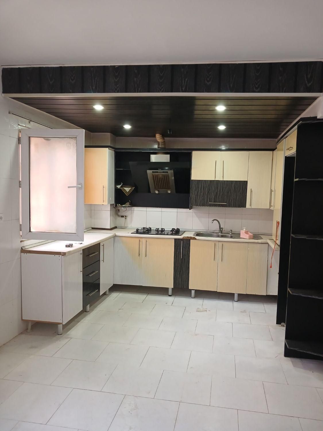 آپارتمان ۷۰ متری شهرک ۱۰۰۲ واحدی بوستان|فروش آپارتمان|هشتگرد, شهرک بوستان|دیوار