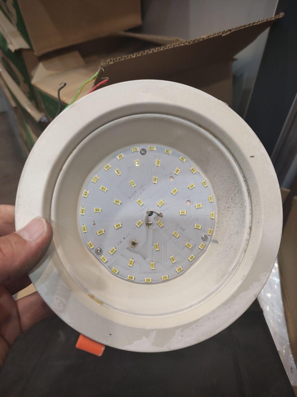 چراغ ال ای دی سوخته|لامپ و چراغ|مشهد, ارشاد|دیوار