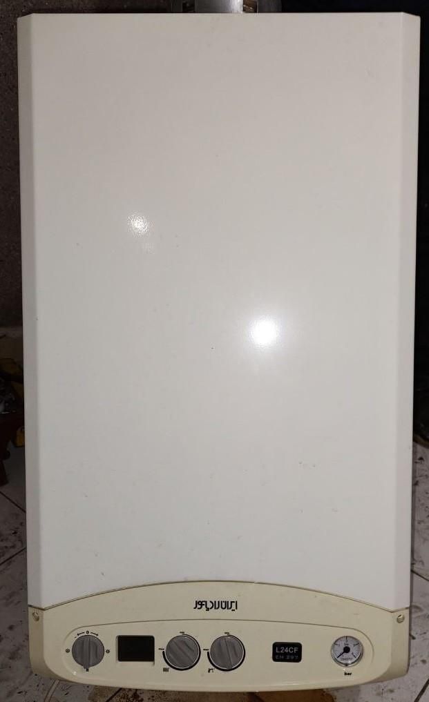 پکیج ایران رادیاتور L24CF دومبدلLCDدار24000 درحدنو|آبگرمکن، پکیج، شوفاژ|رشت, نامجو|دیوار