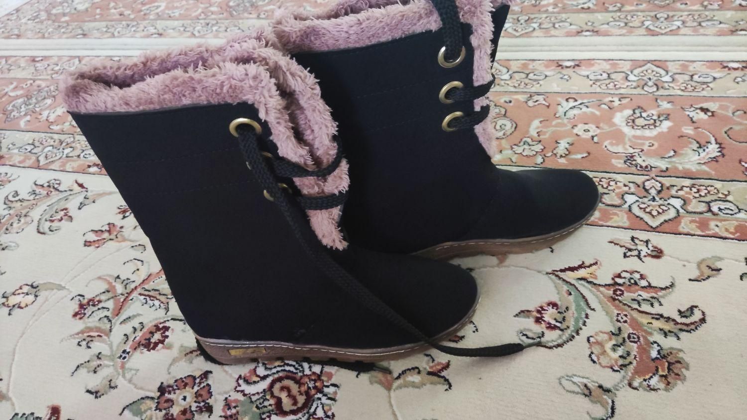 کفش و بوت بلند|کیف، کفش، کمربند|لاهیجان, بوجایه|دیوار