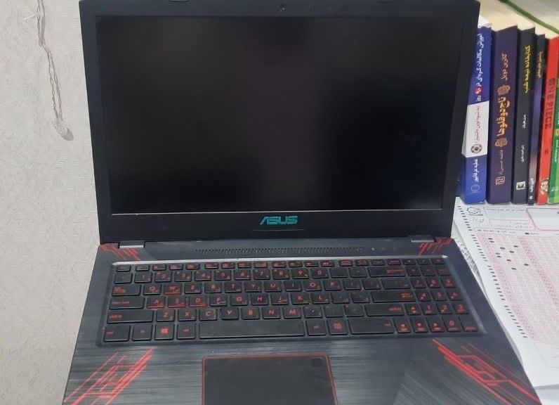 ایسوس fx570ud  گیمینگ با 4 گیگ گرافیک اختصاصی|رایانه همراه|تهران, ابن بابویه|دیوار