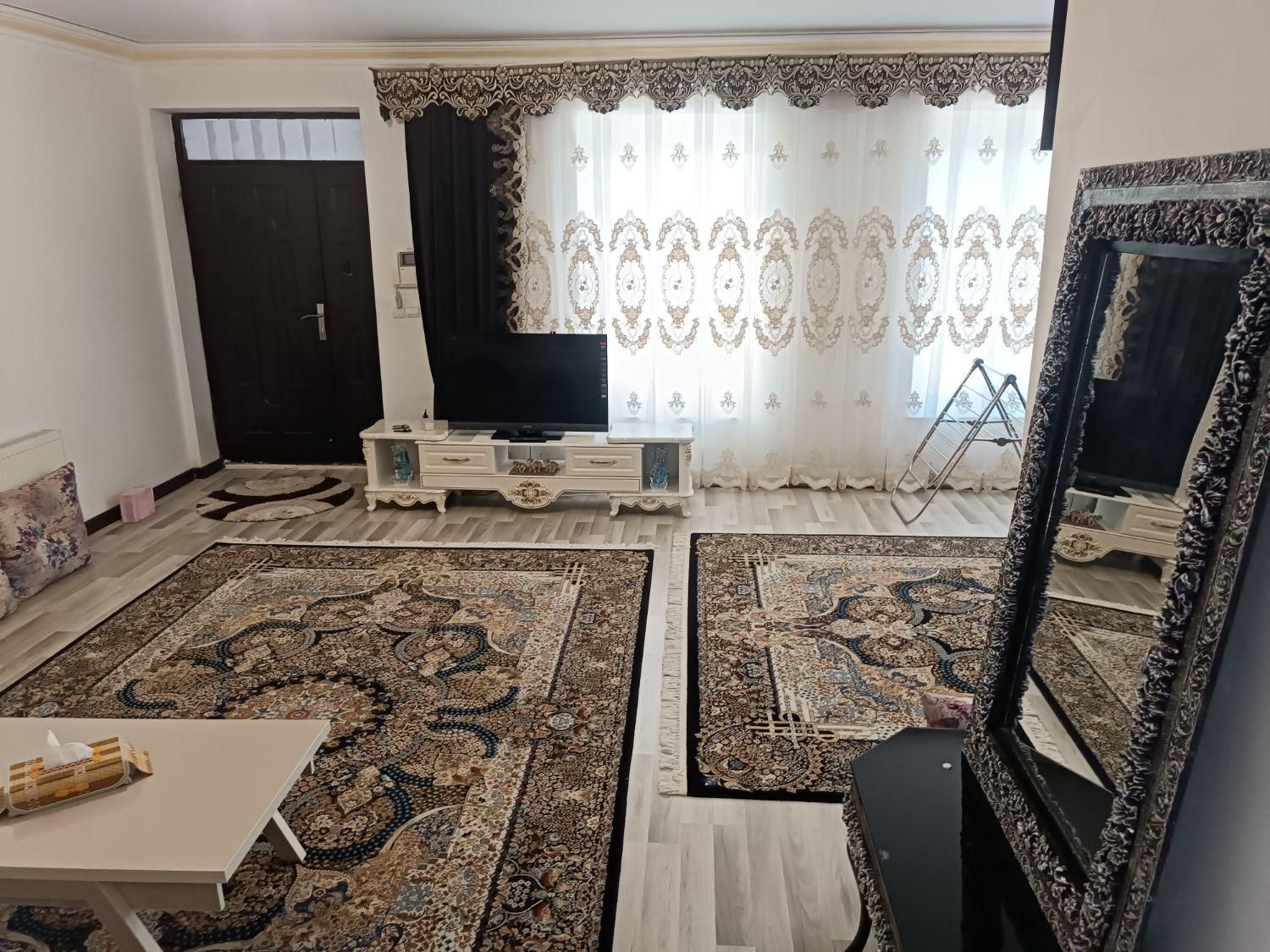 سوئیت کاملا دنج وامن و تمیز نزدیک چشم انداز|اجارهٔ کوتاه‌مدت آپارتمان و سوئیت|مشگین شهر, |دیوار