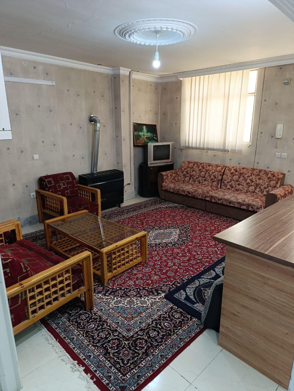 اجاره سوئیت،آماده عقد قرارداد با شرکتها و ارگانها|اجارهٔ کوتاهمدت آپارتمان و سوئیت|خمینیشهر, |دیوار