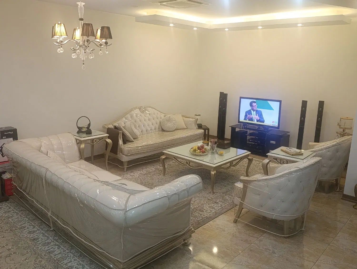 ست مبلمان ۹ نفره با میز ناهارخوری بزرگ ۶ نفره|مبلمان خانگی و میز عسلی|تهران, مروارید شهر|دیوار