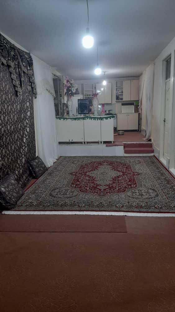 طبقه بالا برای اتباع نواب|اجارهٔ آپارتمان|سیرجان, |دیوار
