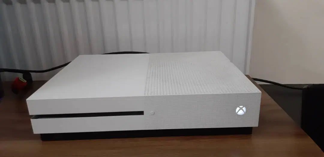 Xbox one s|کنسول، بازی ویدئویی و آنلاین|کرج, باغستان|دیوار