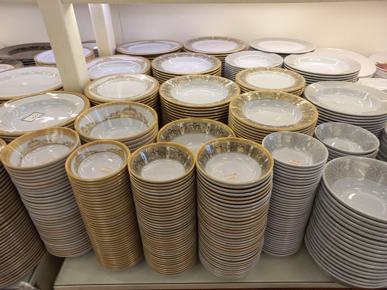 ظروف رنگی و طرحدار ارکوپال چینی|ظروف سرو و پذیرایی|مشهد, شهید مطهری|دیوار