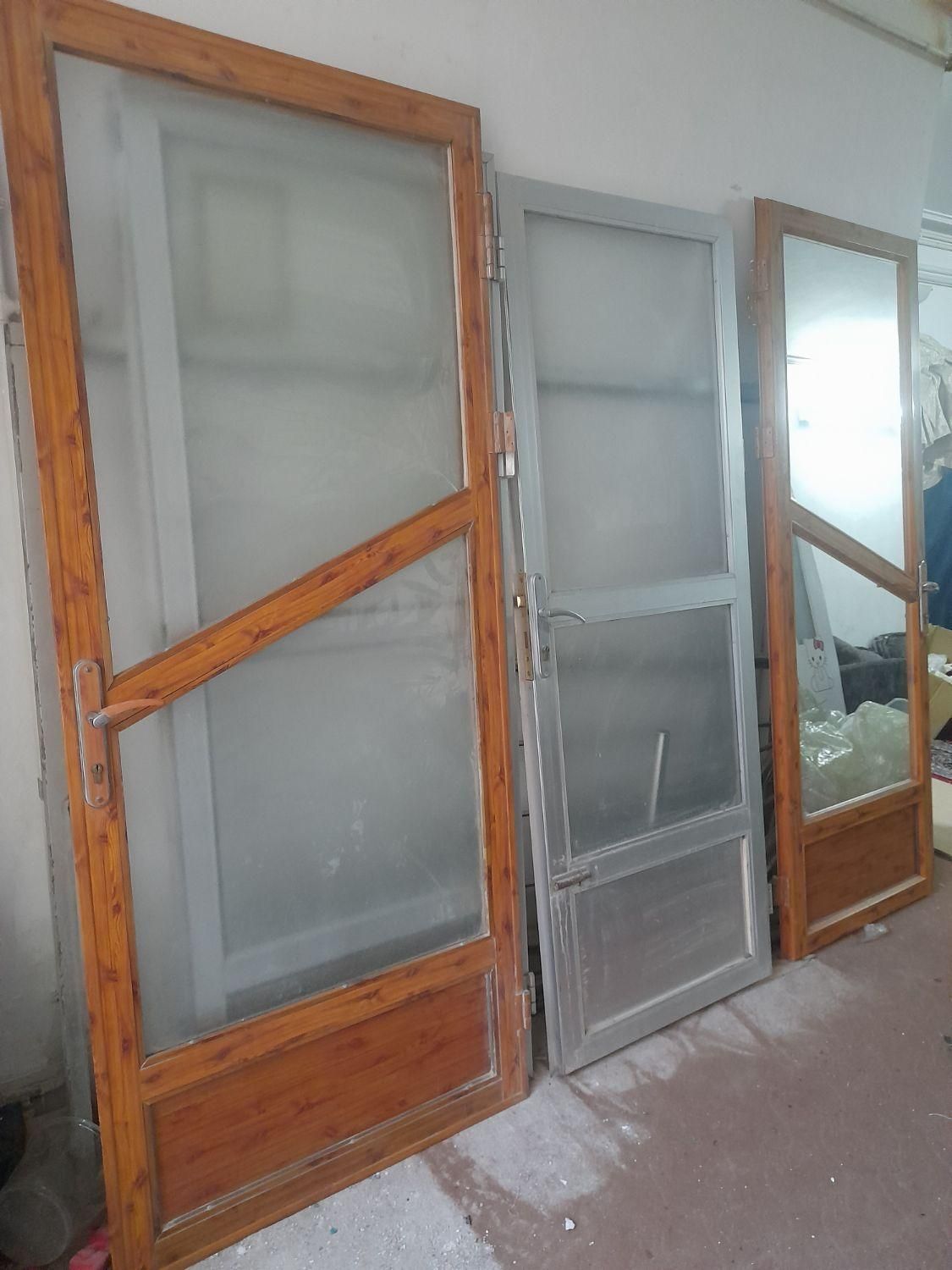 درب های آلومینیم|مصالح و تجهیزات ساختمان|کاشان, کشاورز|دیوار