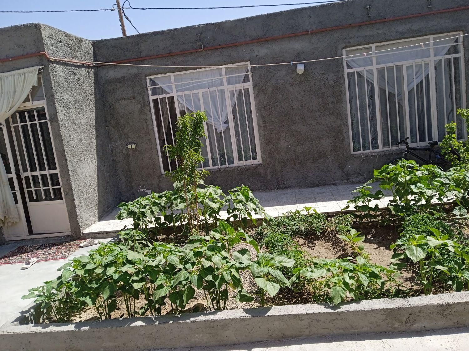خانه ویلایی در روستای امیرآباد|فروش خانه و ویلا|چناران, |دیوار