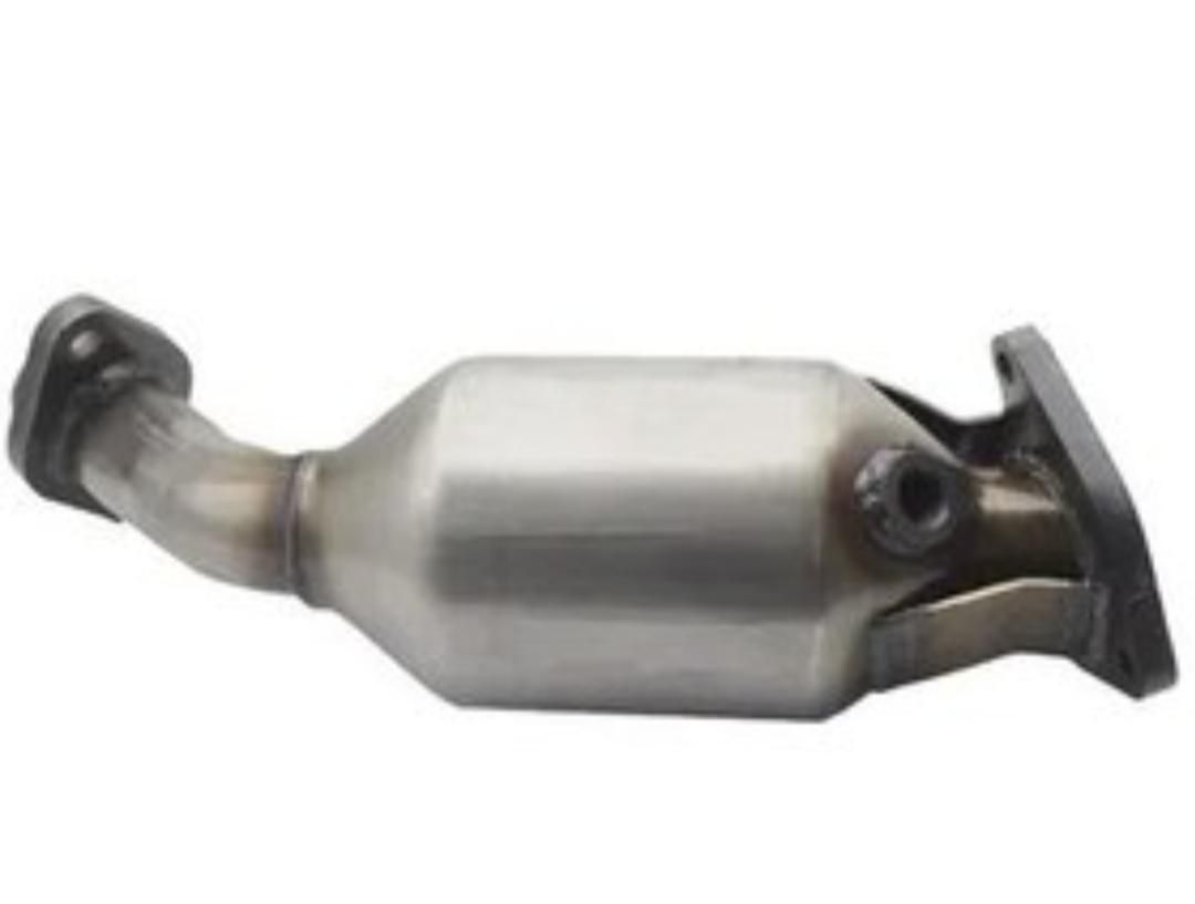 کاتالیزور ام وی ام 530 یورو 2 و 4 وارداتی|قطعات یدکی و لوازم جانبی|اصفهان, برازنده|دیوار