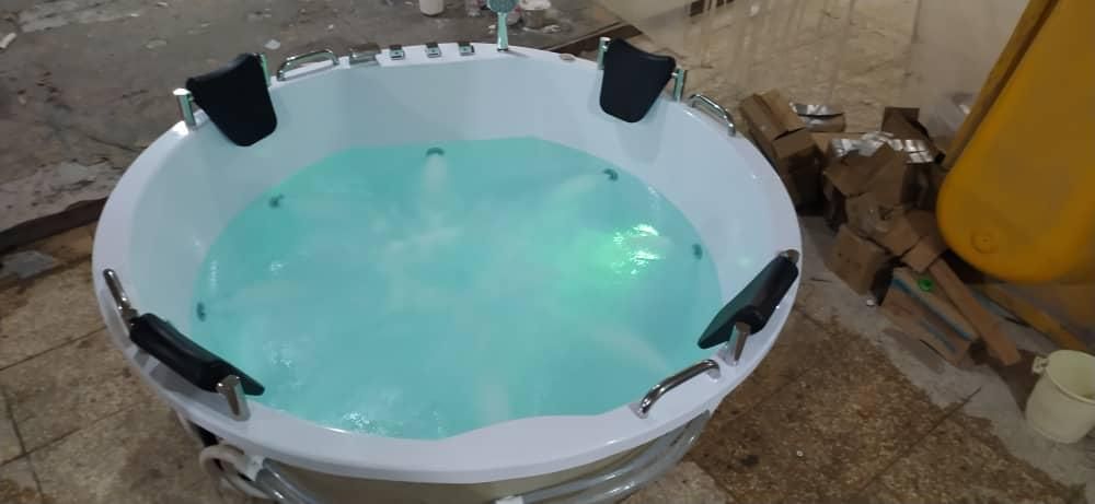 وان جکوزی چهار نفره|لوازم حمام|آمل, |دیوار