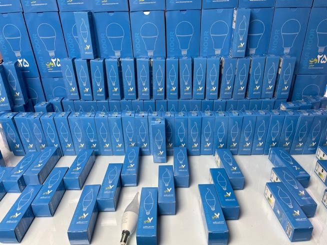 تمامی وات های لامپ نیکا نور شارژ شد|لامپ و چراغ|ملایر, |دیوار