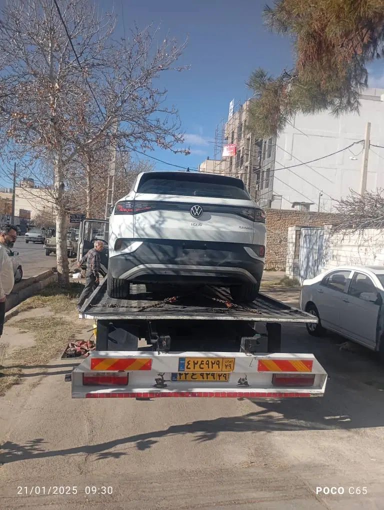 اجاره نمایشگاه خودرو فعال بامشتری ثابت علت مهاجرت|اجارهٔ مغازه و غرفه|شیراز, شهرک جماران|دیوار
