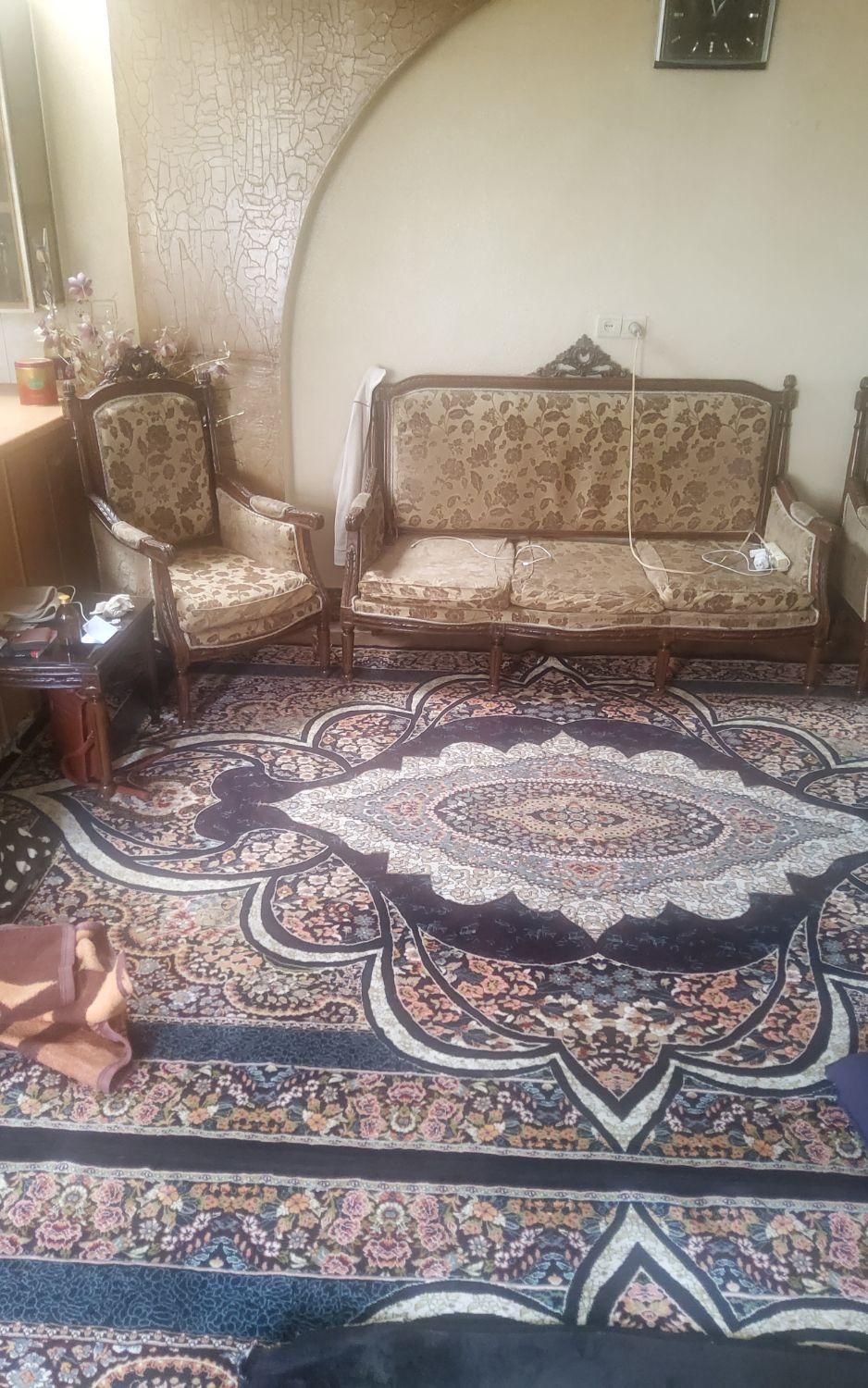 مبل مناسب برای باغ|مبلمان خانگی و میز عسلی|شاهین‌شهر, عطار|دیوار
