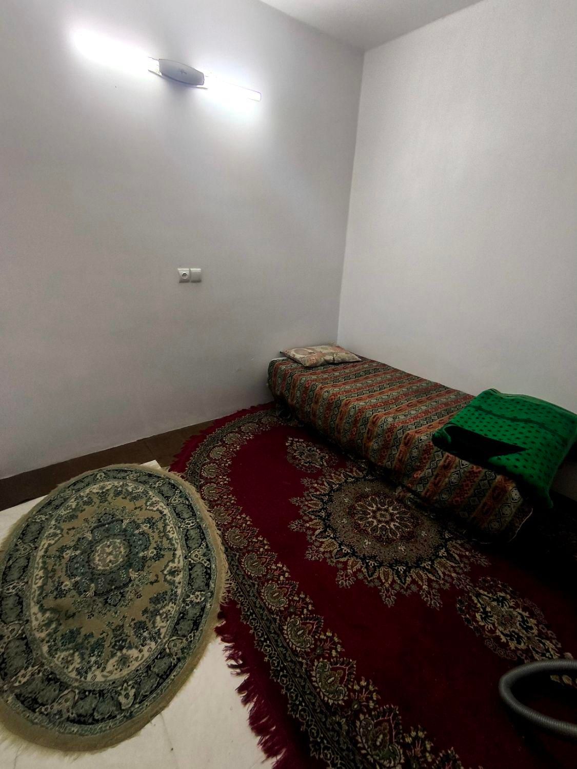 اجاره آپارتمان جنگلی در نگین زاینده رود|اجارهٔ کوتاه‌مدت ویلا و باغ|اصفهان, باغ دریاچه|دیوار