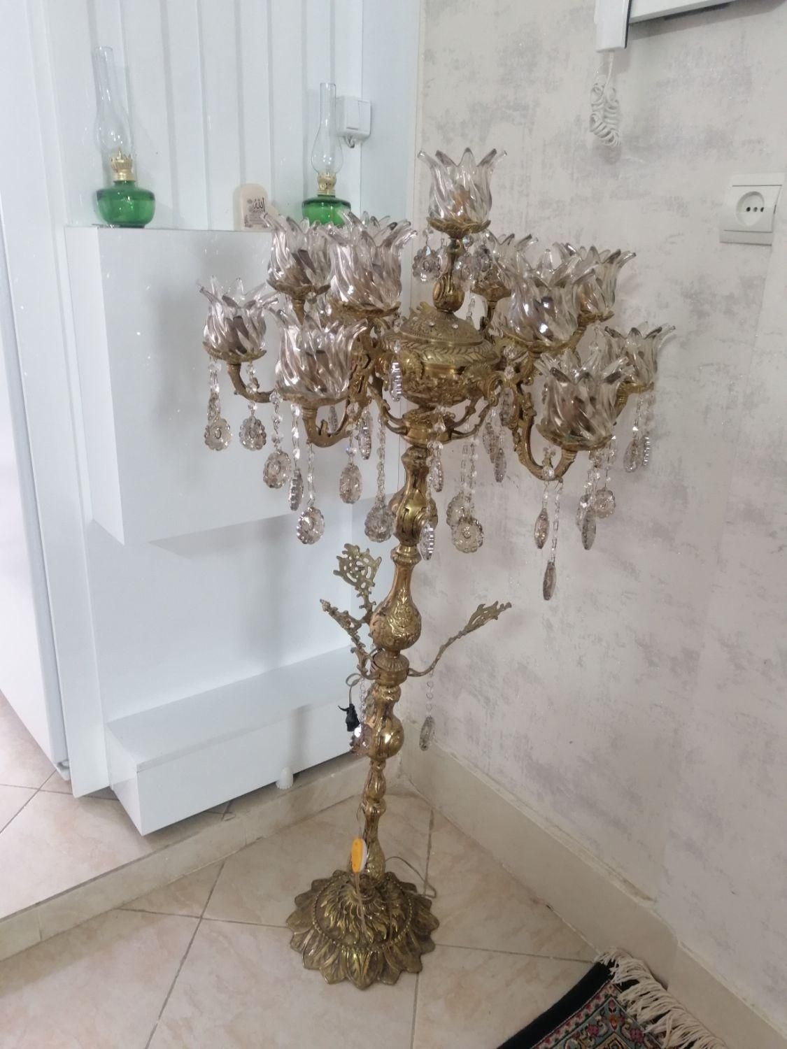 آباژور. کنارسالنی|چراغ خواب و آباژور|اراک, |دیوار