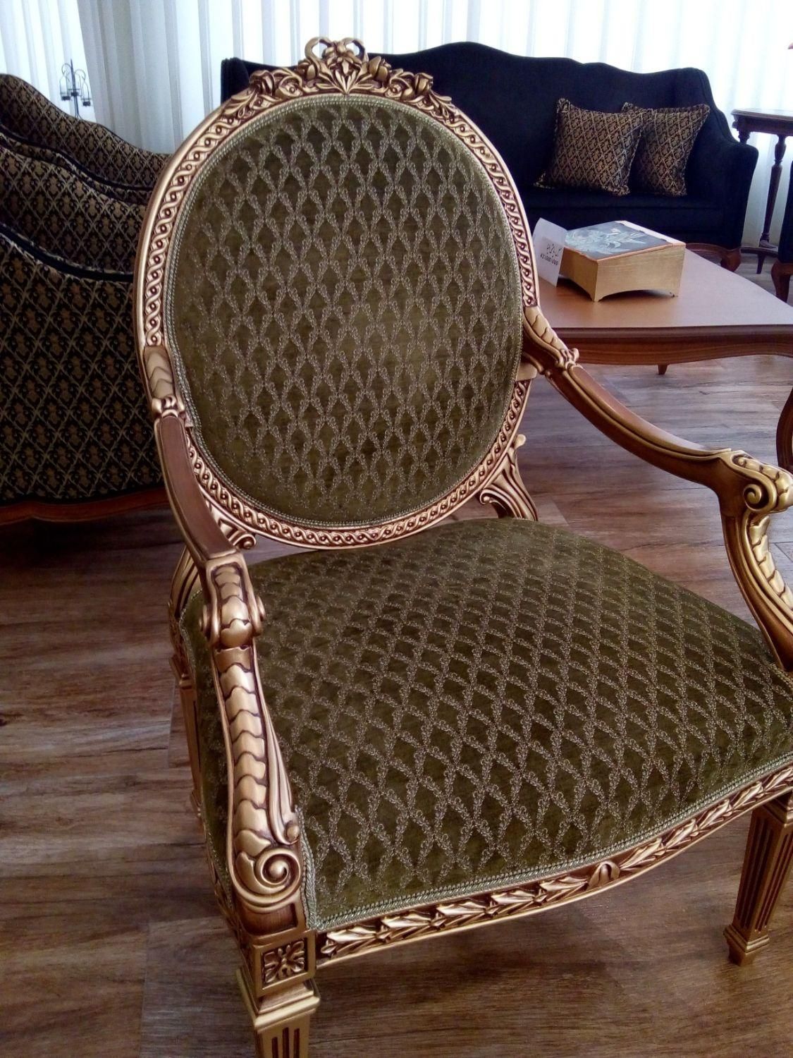 تعمیر مبل. تعمیرات مبلمان .نجاری جزعی.|خدمات پیشه و مهارت|مشهد, ایثارگران|دیوار