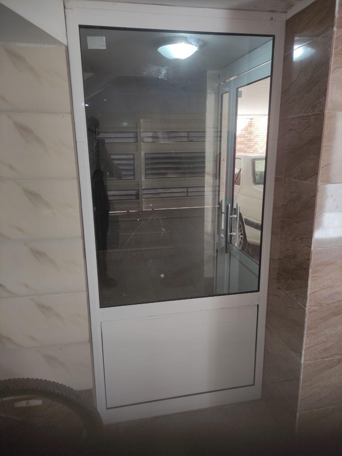 دودبند آلومینیومی همراه با جک آرام بند|خدمات پیشه و مهارت|اصفهان, عطار نیشابوری|دیوار