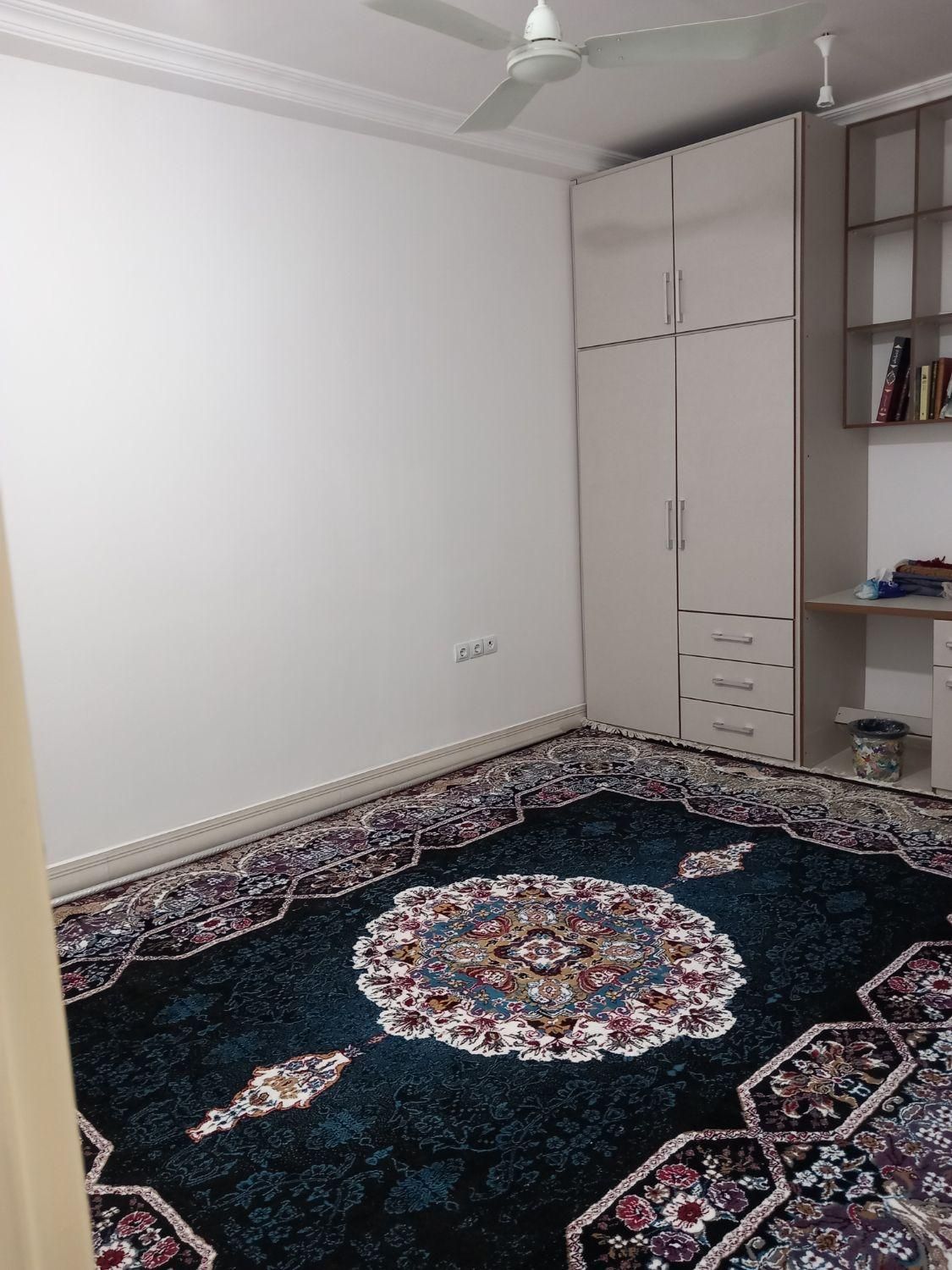 اجاره روزانه آپارتمان طبقه همکف|اجارهٔ کوتاه‌مدت آپارتمان و سوئیت|بندر گناوه, |دیوار