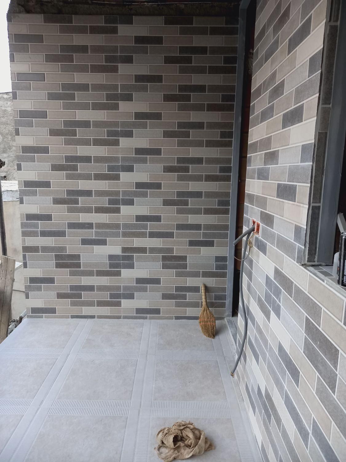 باسلام کاشی کاری سیمان کاری دیوار چینی|خدمات پیشه و مهارت|آبیک, |دیوار