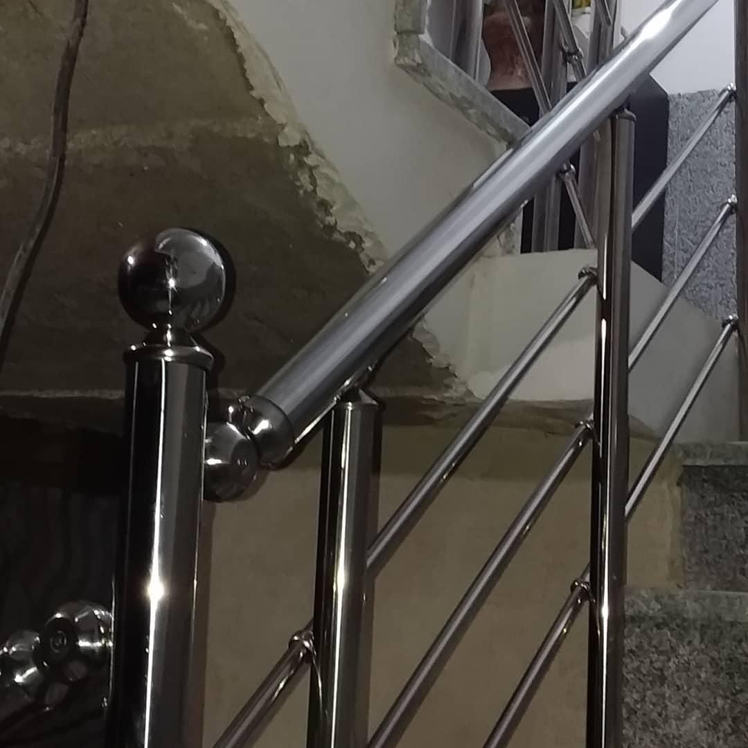 کارخانه نرده استیل باتائیدنظام مهندسی(تخفیفی)|خدمات پیشه و مهارت|کاشان, |دیوار