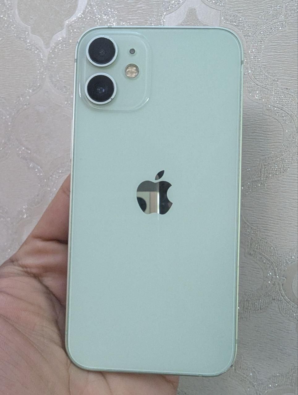اپل iPhone 12 mini با حافظهٔ ۲۵۶ گیگابایت|موبایل|تهران, منیریه|دیوار