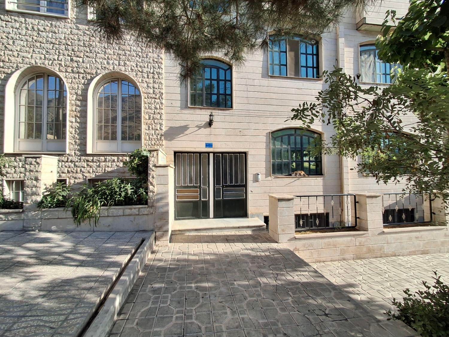 واحد ۱۴۰متری عظیمیه ویلایی|اجارهٔ خانه و ویلا|کرج, عظیمیه|دیوار