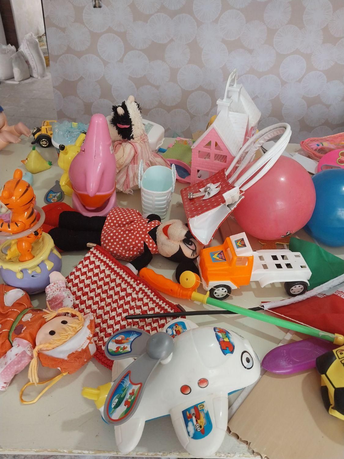 فروش اسباب بازی جم کردن مغازه میباشد|اسباببازی|خوی, |دیوار