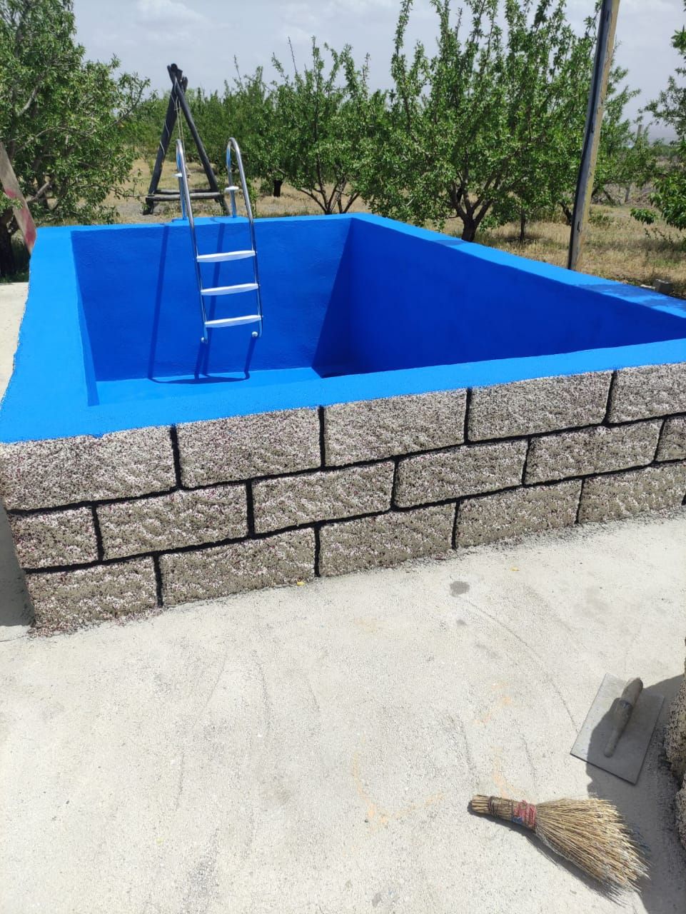 نشت یابی وعایق کاری استخرو سرویسهای بهداشتی|خدمات پیشه و مهارت|تبریز, |دیوار