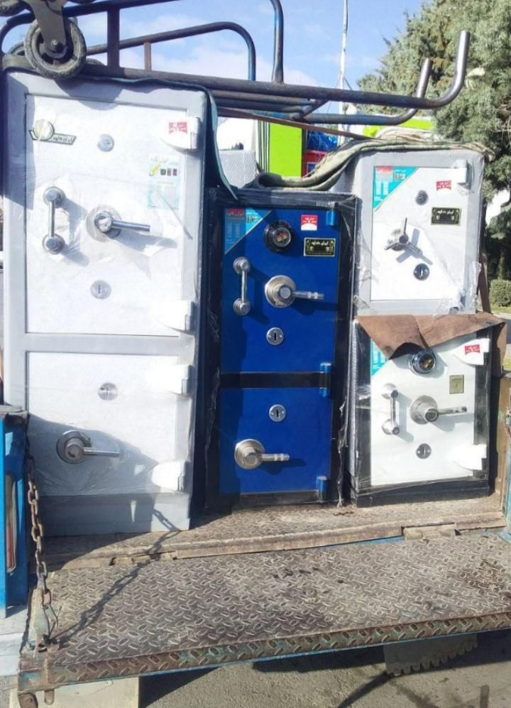 گاوصندوق شرایطی اقساط چک خریدار گاو صندوق مزایده S|ابزارآلات|تهران, نیروی هوایی (پیروزی)|دیوار