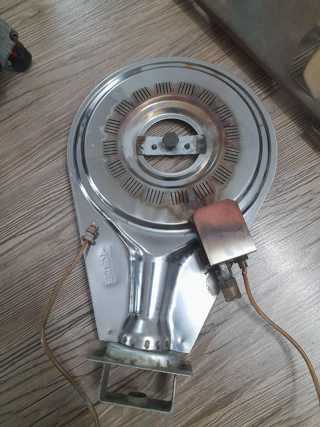 ریگلاتور آبگرمکن همراه با متعلقات|آبگرمکن، پکیج، شوفاژ|کاشان, گارزگاه|دیوار