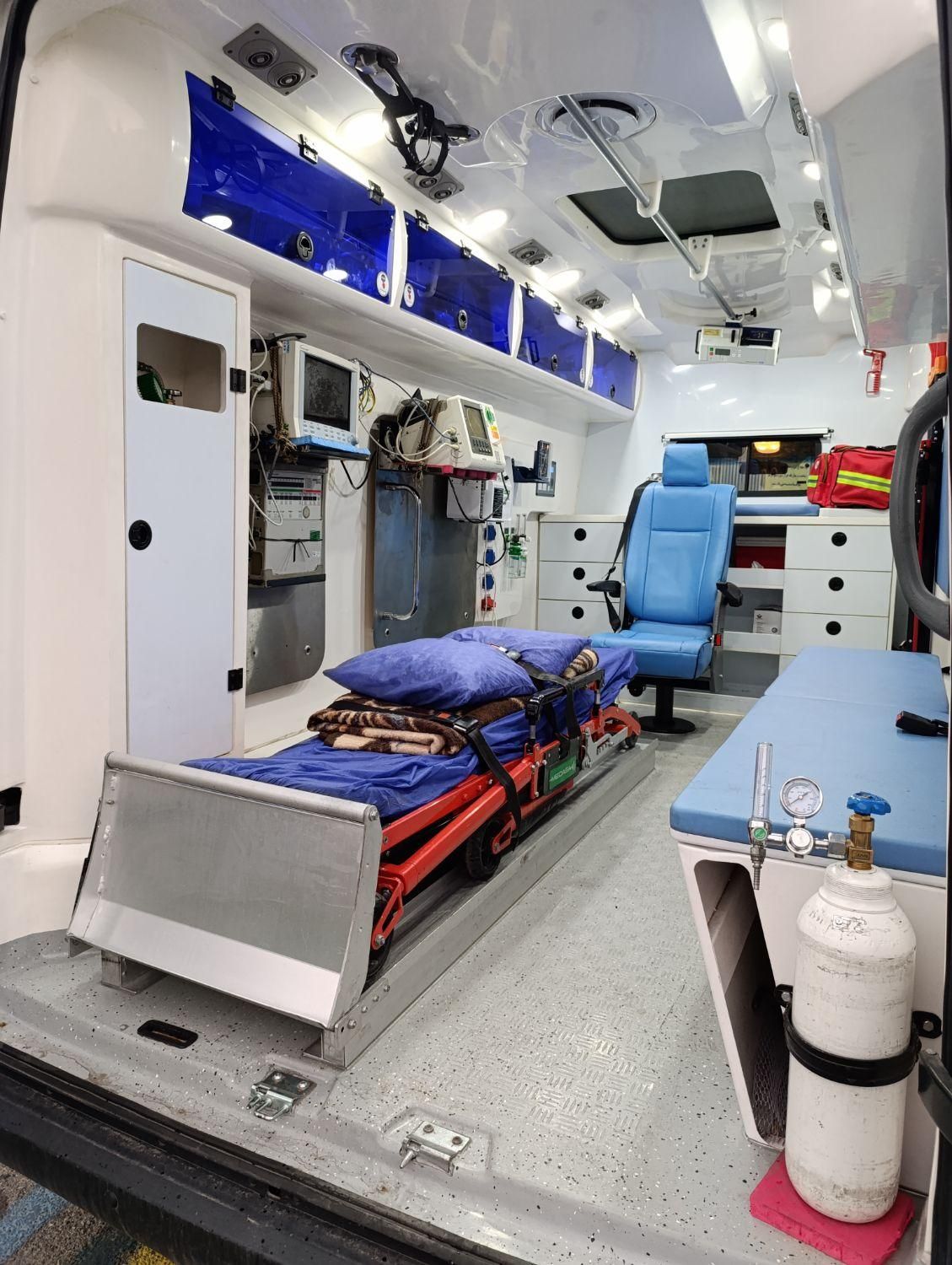 آمبولانس خصوصی مجهز شبانه روزی درتهران و شهرستان|خدمات حمل و نقل|تهران, عباس‌آباد|دیوار