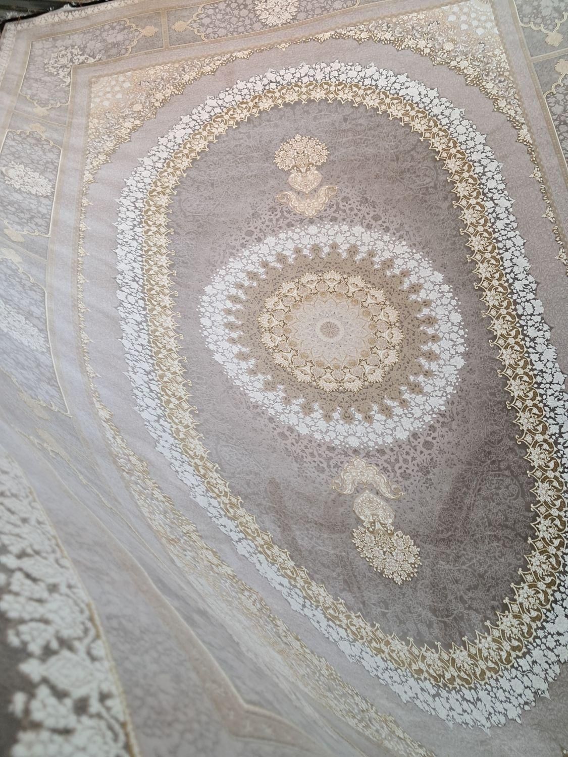 فرش ۱۲۰۰ شانه طلاکوب چله پنبه|فرش|رشت, حومه رشت|دیوار