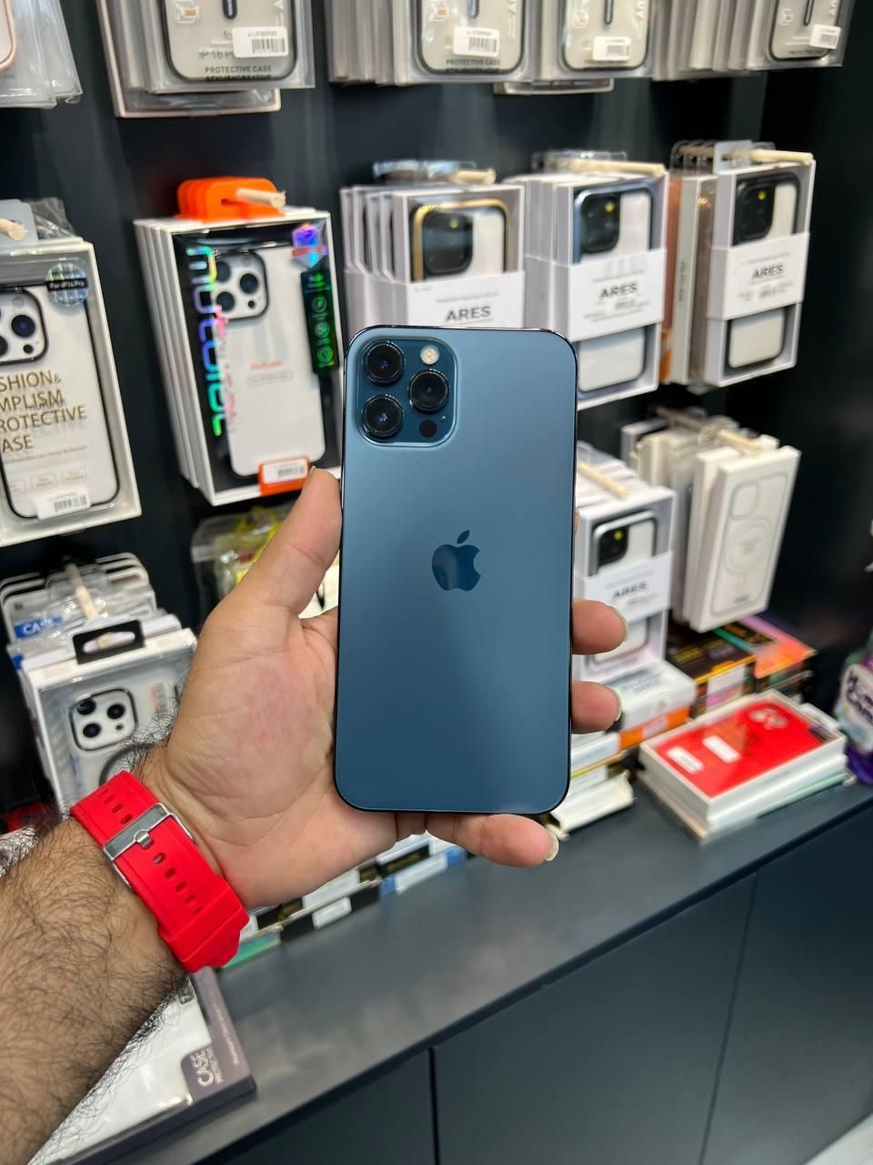 اپل iPhone 12 Pro Max با حافظهٔ ۲۵۶ گیگابایت|موبایل|رشت, بازار|دیوار