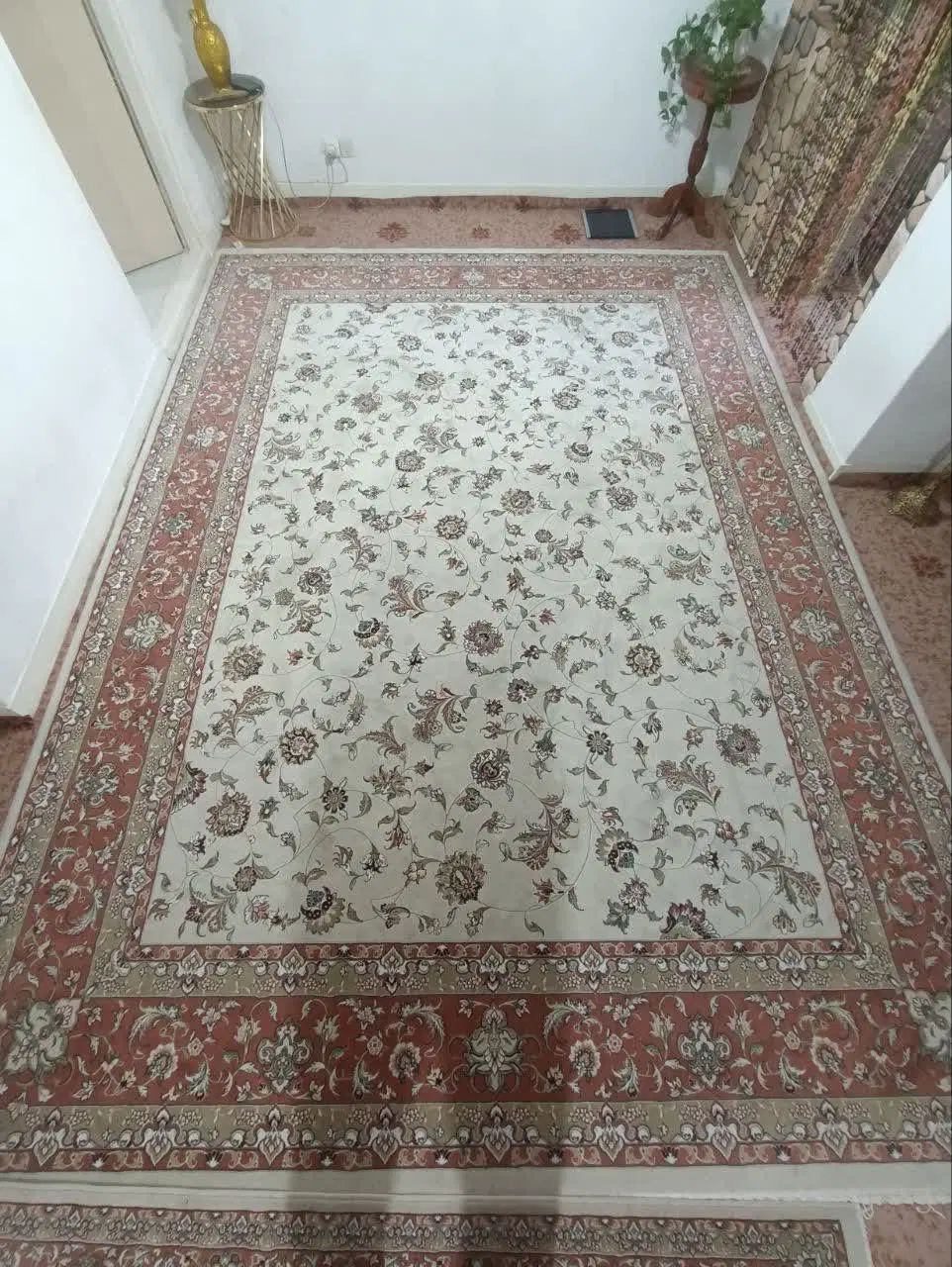 یک تخته فرش دوازده متری ۷۰۰ شانه.  تراکم ۱۲۰۰۰|فرش|همدان, |دیوار