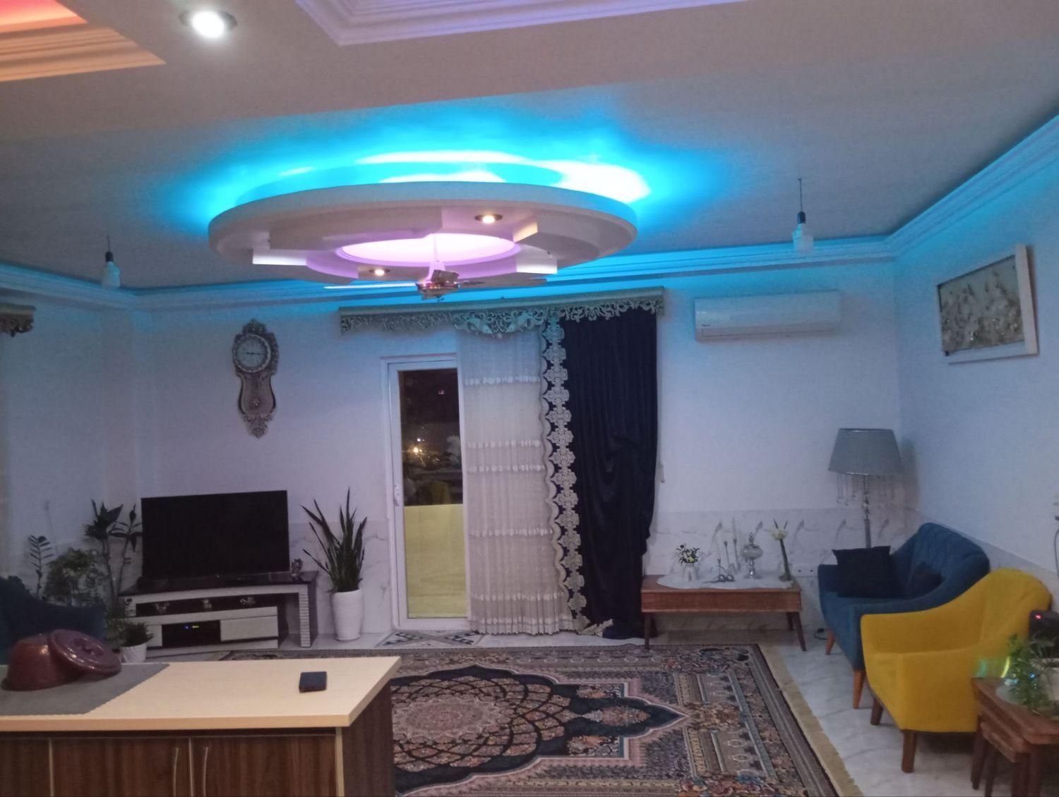 ویلا دو خواب با امکانات کامل و ویو|اجارهٔ کوتاه‌مدت آپارتمان و سوئیت|قائم‌شهر, |دیوار