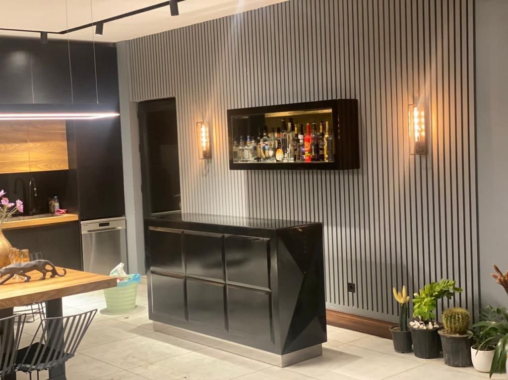 ویلامدرن ادونس۶۵۰زمین۳۵۰بناتیکه ای ناب در*مهراباد*|فروش خانه و ویلا|رودهن, |دیوار