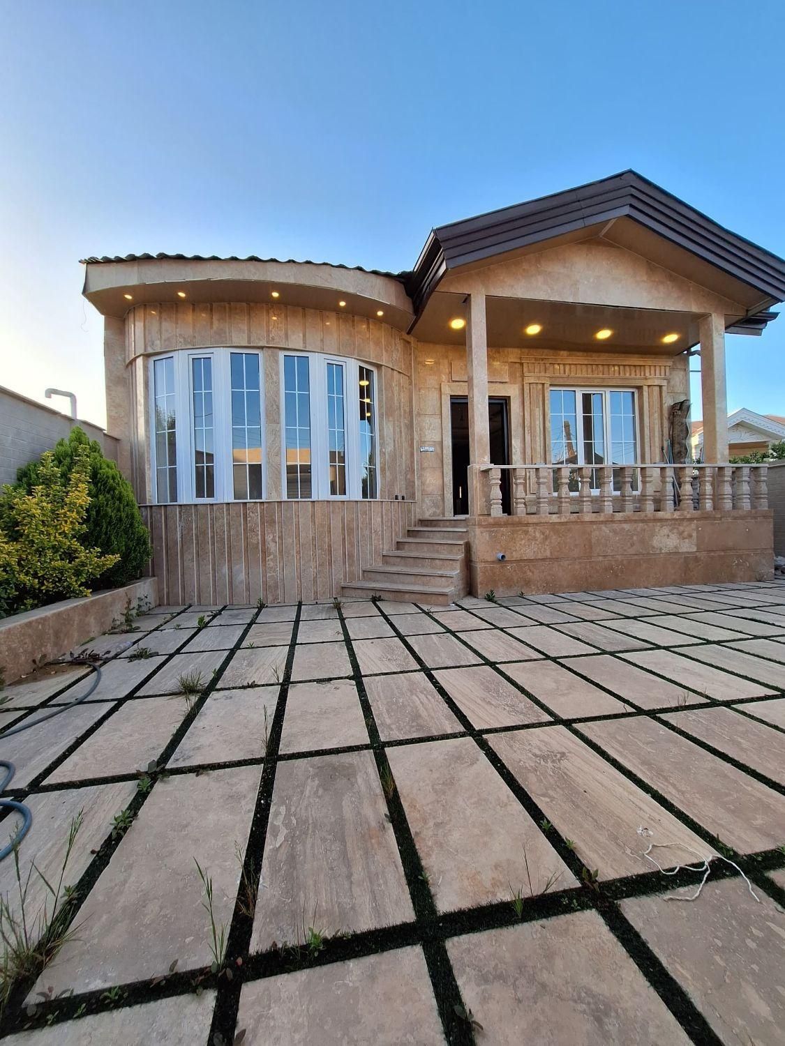 فروش خانه ویلایی مرکز شهر۲۴۴متر مهندسی/آناملک|فروش خانه و ویلا|خشکبیجار, |دیوار