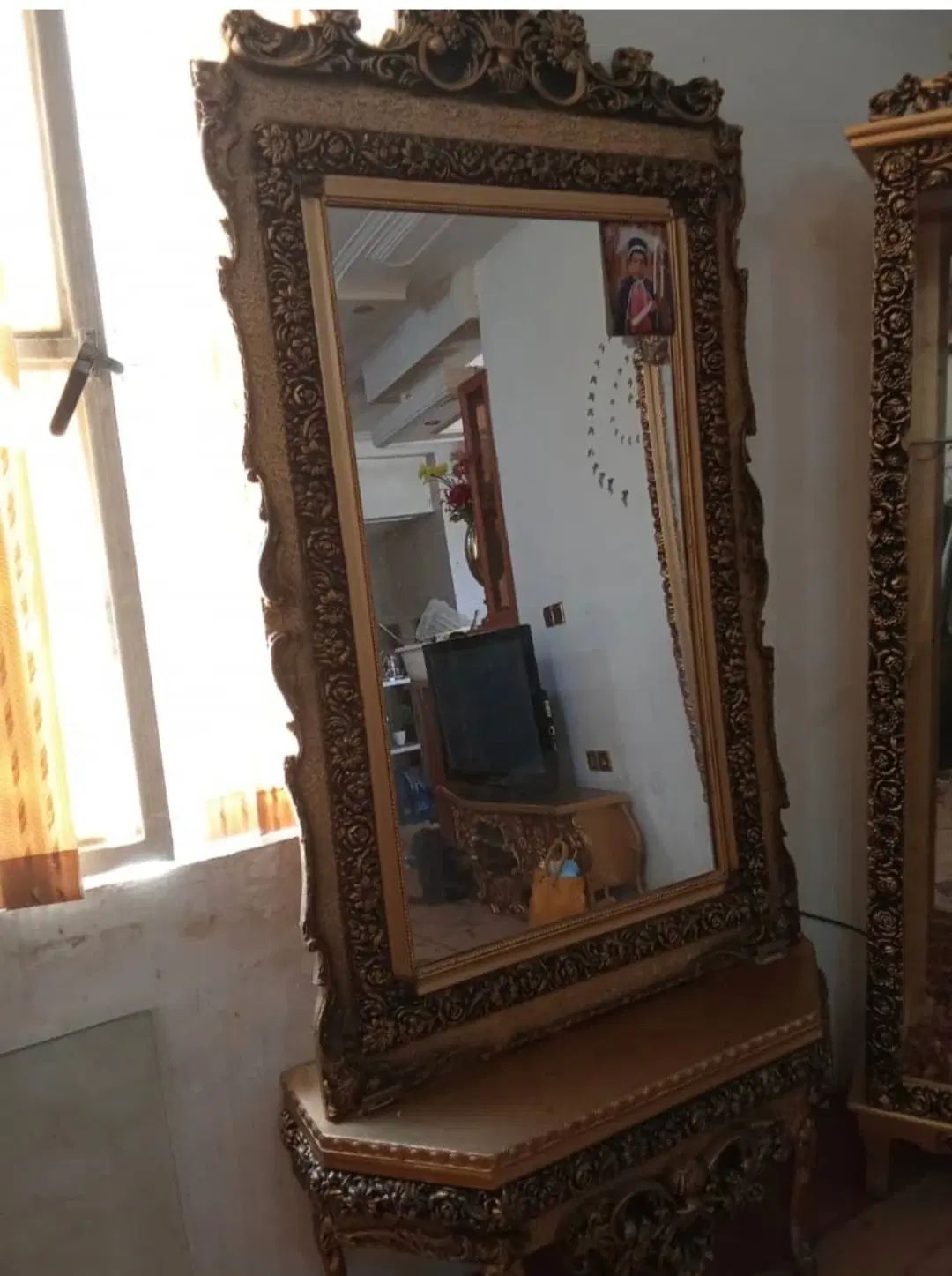 فروش مبلمان سلطنتی وجاکفشی واینه ایستاده  وبوفه|مبلمان خانگی و میز عسلی|شیراز, کفترک|دیوار