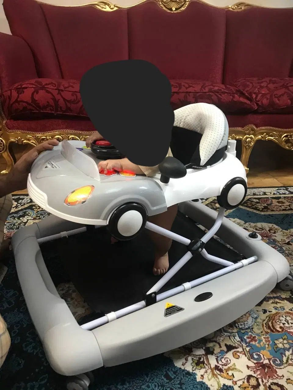 تخت پارک *روروئک * بانوج در حد نو کم کار و تمیز|تخت و صندلی بچه|مشهد, هفت تیر (نه دره)|دیوار